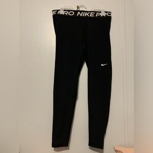 Never Worn Nike Pro Women’s Mid-Rise Mesh-Paneled Leggings